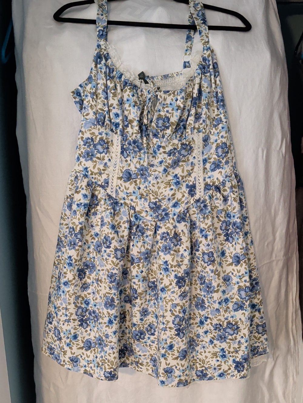 wild fable Blue and Cream Floral Midi Dress